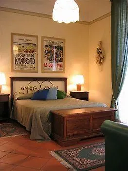 Bed Morelli 49 , Chiaia Napels Bed & Breakfast