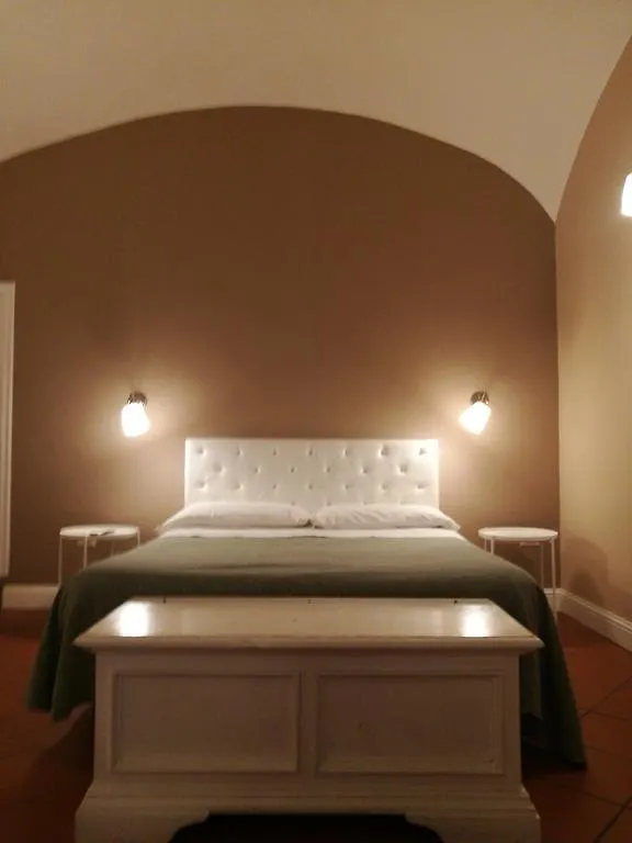 Bed Morelli 49 , Chiaia Napels 2*,  Italië