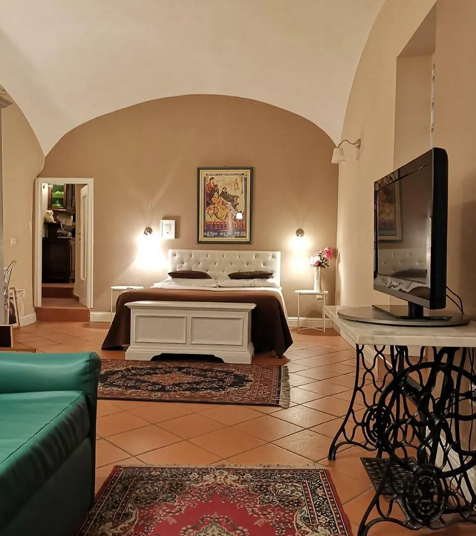 Bed & Breakfast Bed Morelli 49 , Chiaia Napels