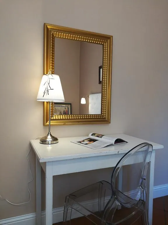 Bed Morelli 49 , Chiaia Naples